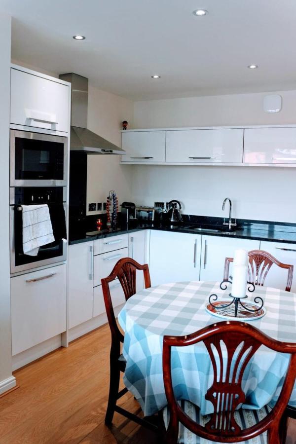 Modern Apartment In Edinburgh Eksteriør billede